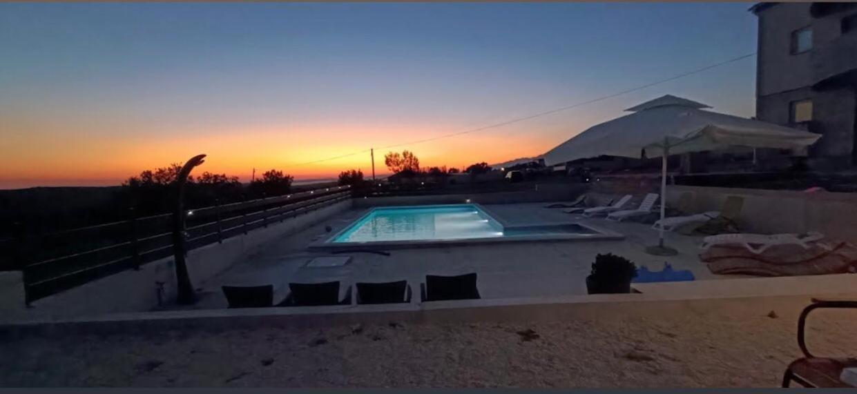 Apartmani Niko 1 Radovin Exteriér fotografie