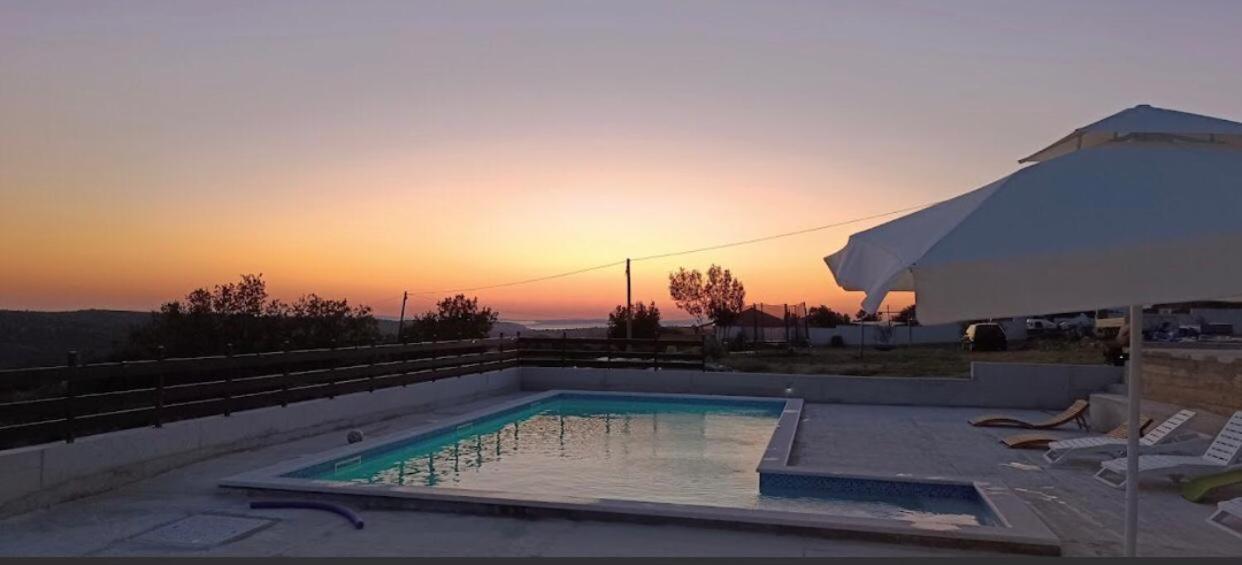 Apartmani Niko 1 Radovin Exteriér fotografie