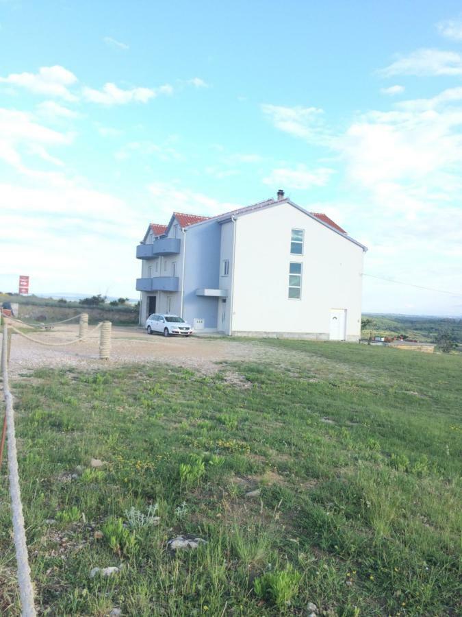 Apartmani Niko 1 Radovin Exteriér fotografie