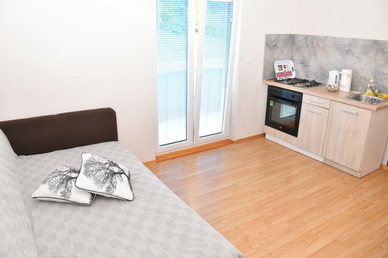 Apartmani Niko 1 Radovin Exteriér fotografie