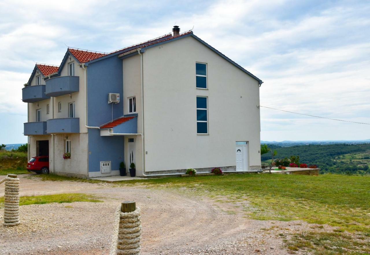 Apartmani Niko 1 Radovin Exteriér fotografie